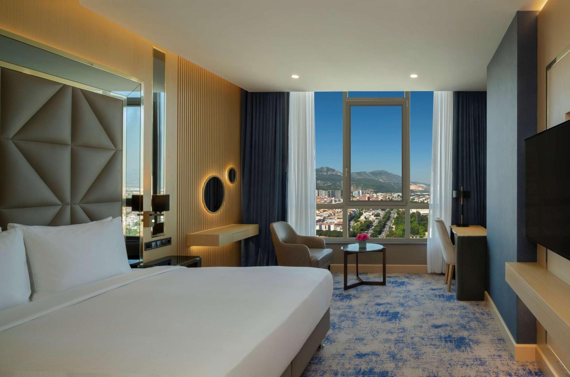 Doubletree By Hilton Manisa Ξενοδοχείο Εξωτερικό φωτογραφία