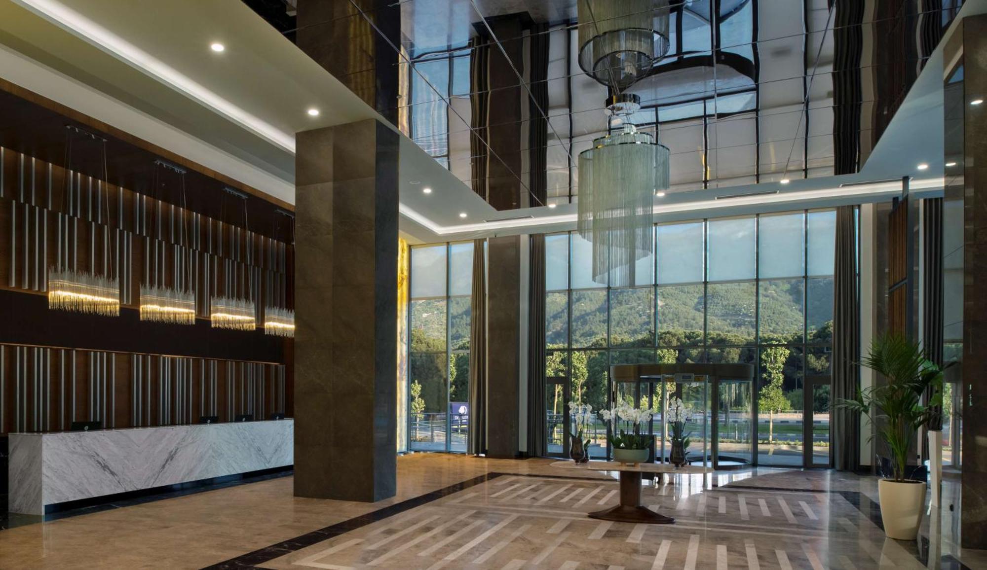 Doubletree By Hilton Manisa Ξενοδοχείο Εξωτερικό φωτογραφία