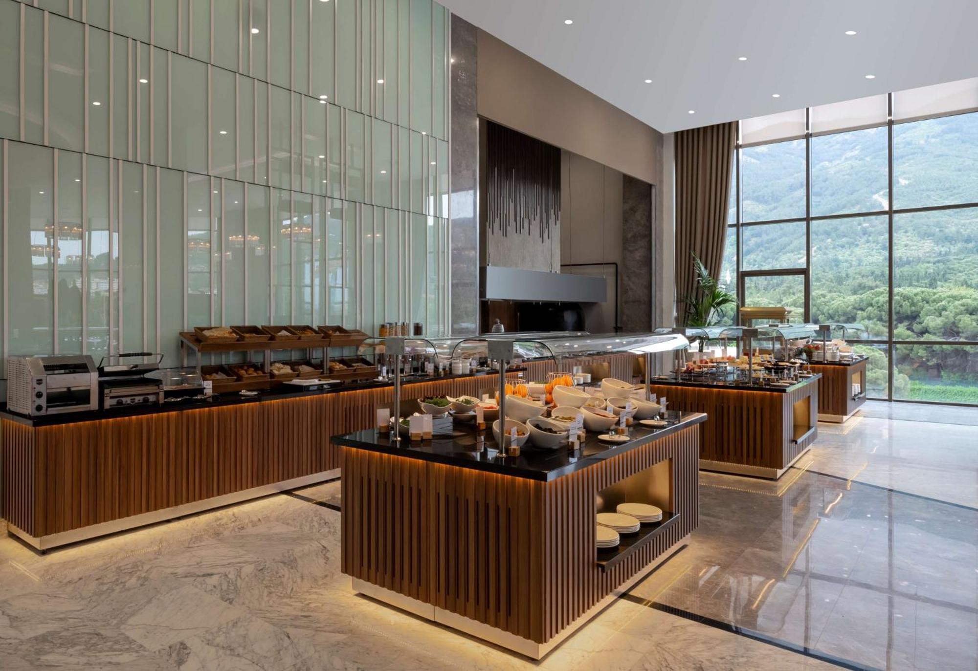 Doubletree By Hilton Manisa Ξενοδοχείο Εξωτερικό φωτογραφία