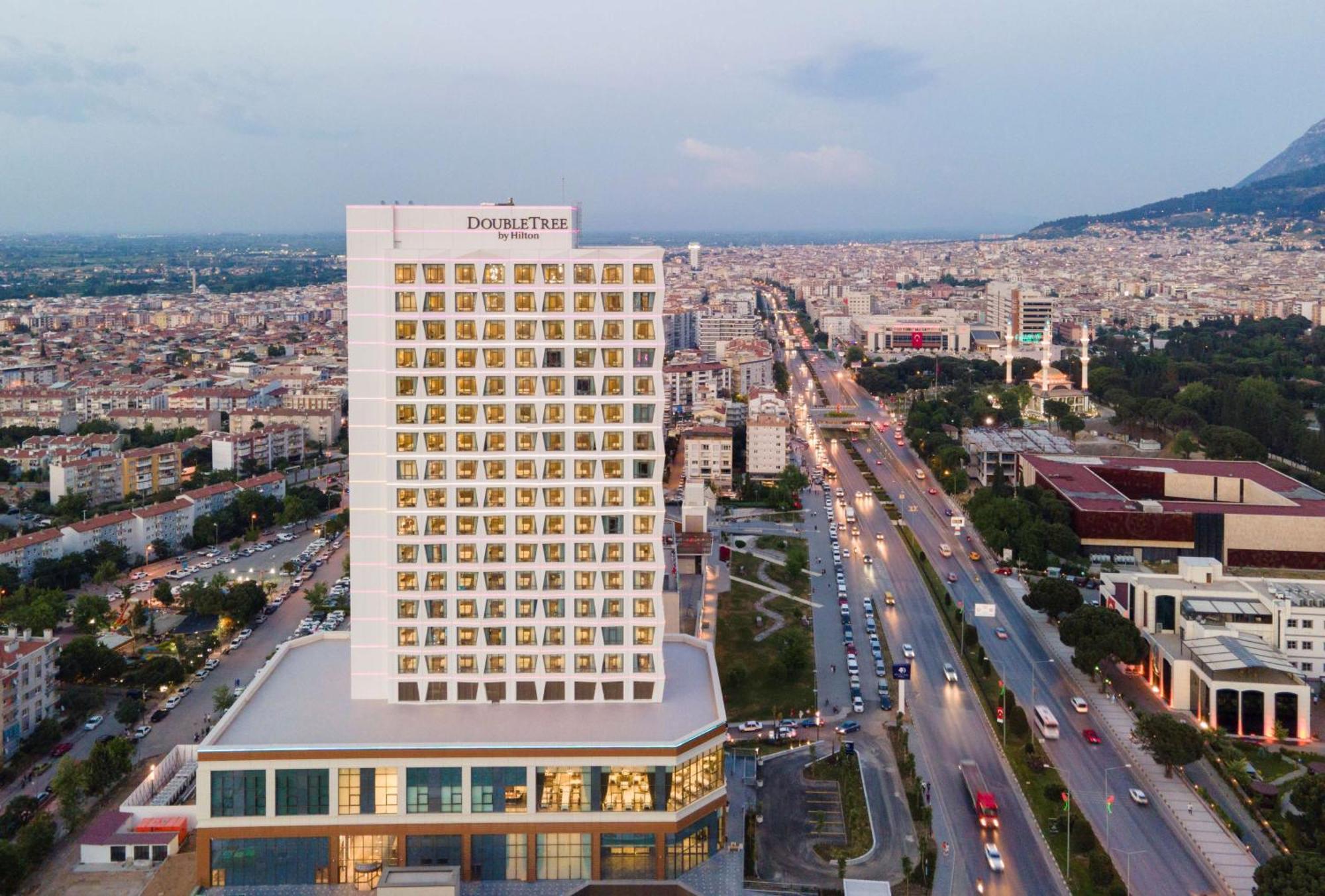 Doubletree By Hilton Manisa Ξενοδοχείο Εξωτερικό φωτογραφία