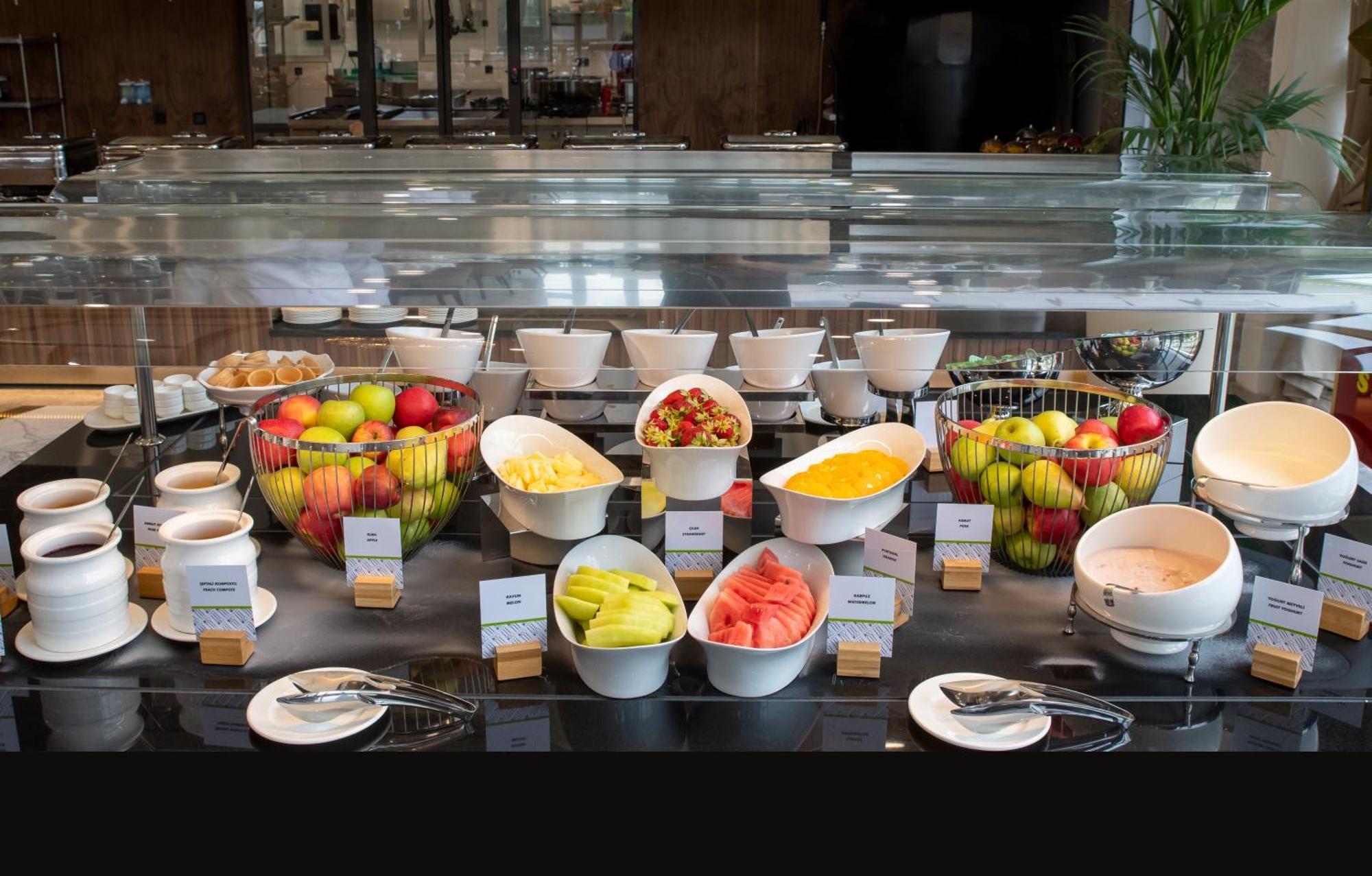 Doubletree By Hilton Manisa Ξενοδοχείο Εξωτερικό φωτογραφία