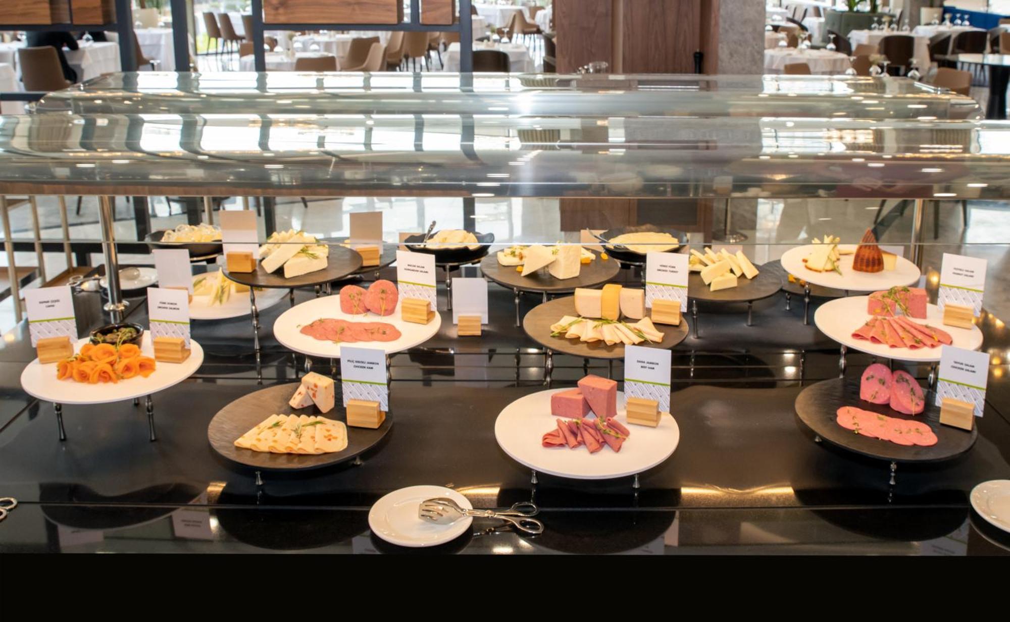 Doubletree By Hilton Manisa Ξενοδοχείο Εξωτερικό φωτογραφία
